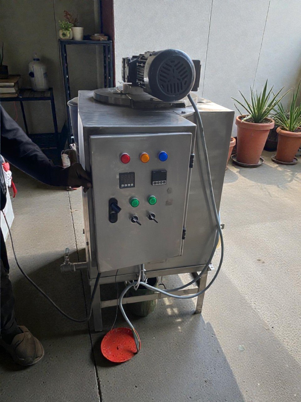 Stainless Steel Liquid Storage Tanks - Image 2